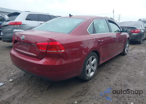 2015 Volkswagen Passat 1.8T Limited Edition from USA, damaged, VIN 1VWAT7A33FC117833